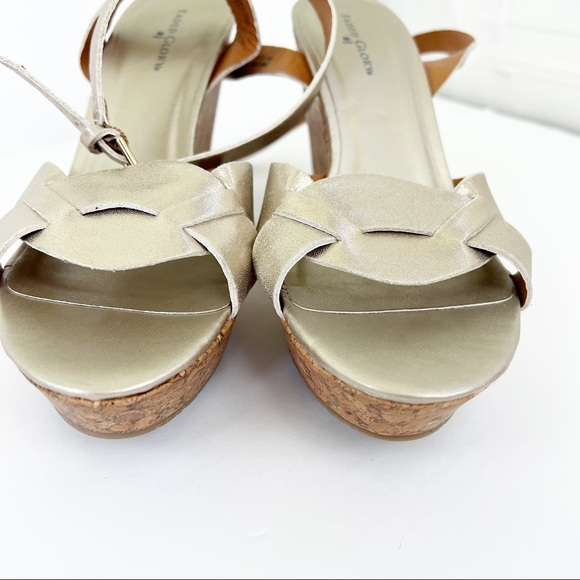 FADED GLORY | Silver Strappy Wedge Espadrilles | 8.5 - Picture 8 of 9